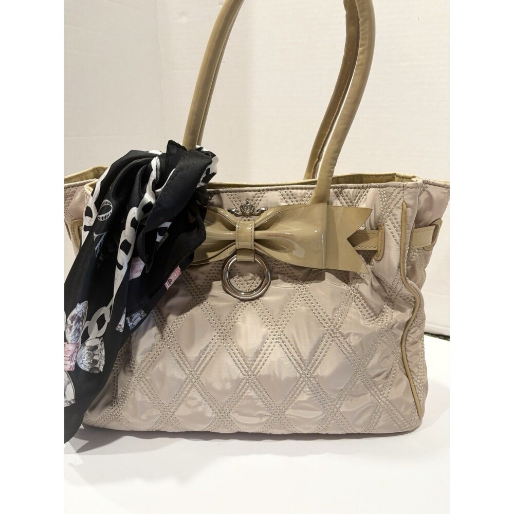 Brighton My Flat in London Cream Quilt Handbag Tote Bow Accent MFIL Jan Haedrich